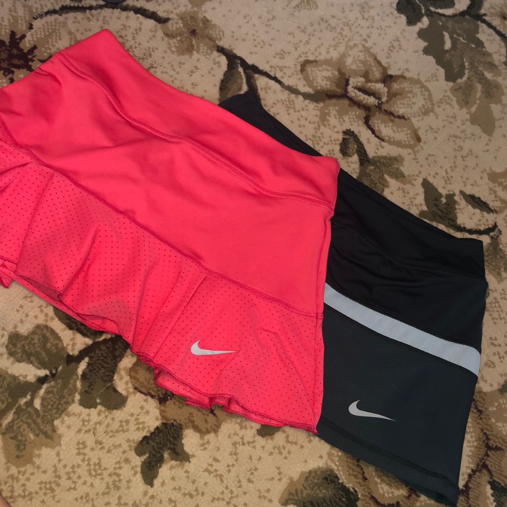 Bundle of 2 Nike skorts size S